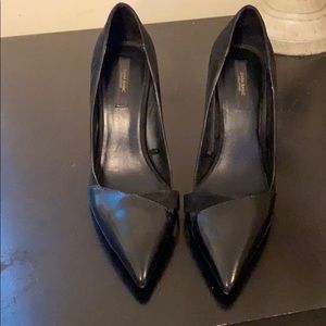 Zara black pointy pumps